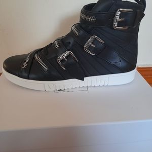Brand New Men's Moschino Sneakers